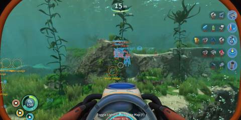 The player on a mission to salvage metal in Subnautica