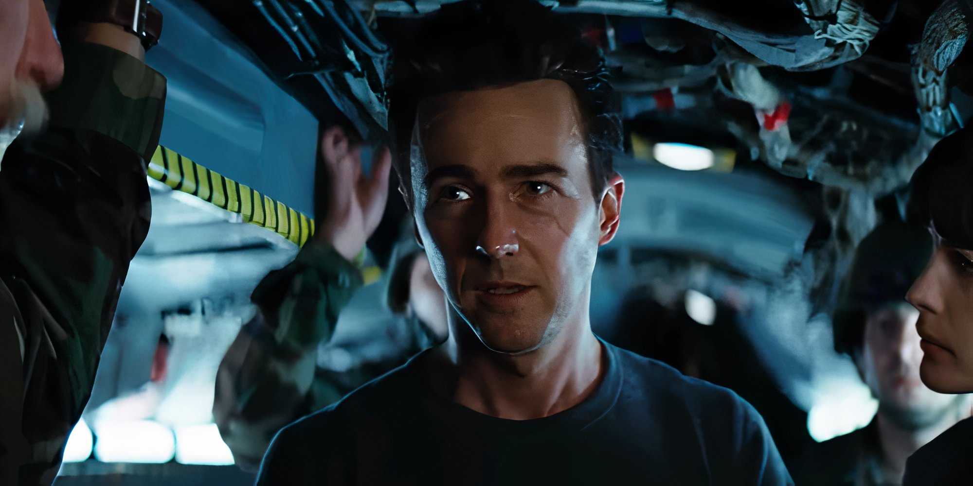 Edward Norton as Bruce Banner inside a helicopter in The Incredible Hulk (2008)