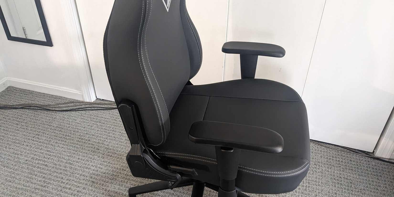 Nov Chair Reviewing the AndaSeat Novis Gaming Chair