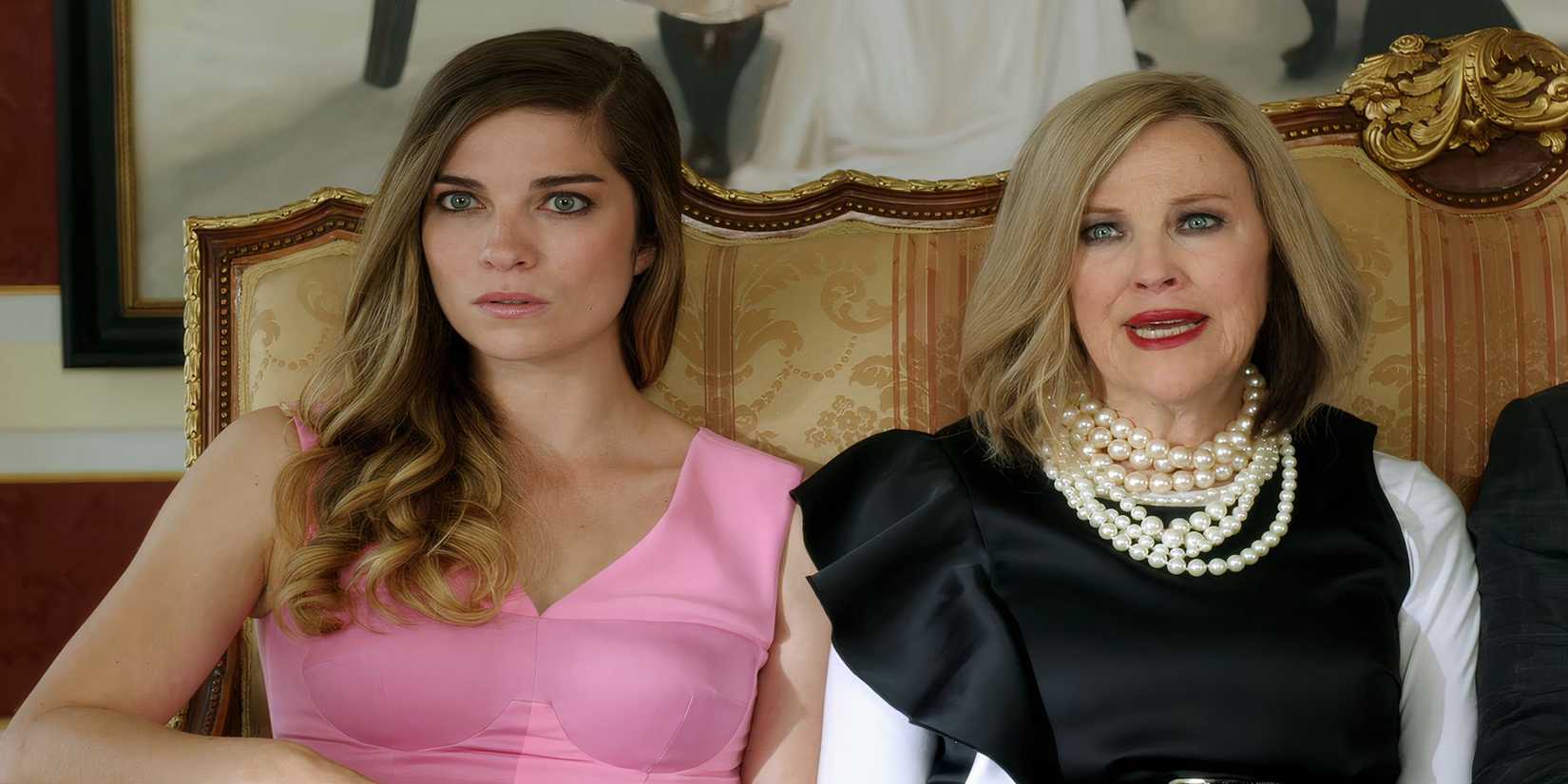 Annie Murphy and Catherine O'Hara as Alexis and Moira Rose in Schitt's Creek