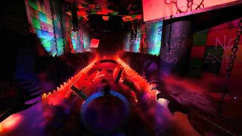 finding-frankie-gameplay-parkour-saws