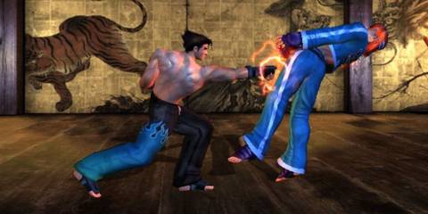 Footage of Jin and Hwoarang fighting.