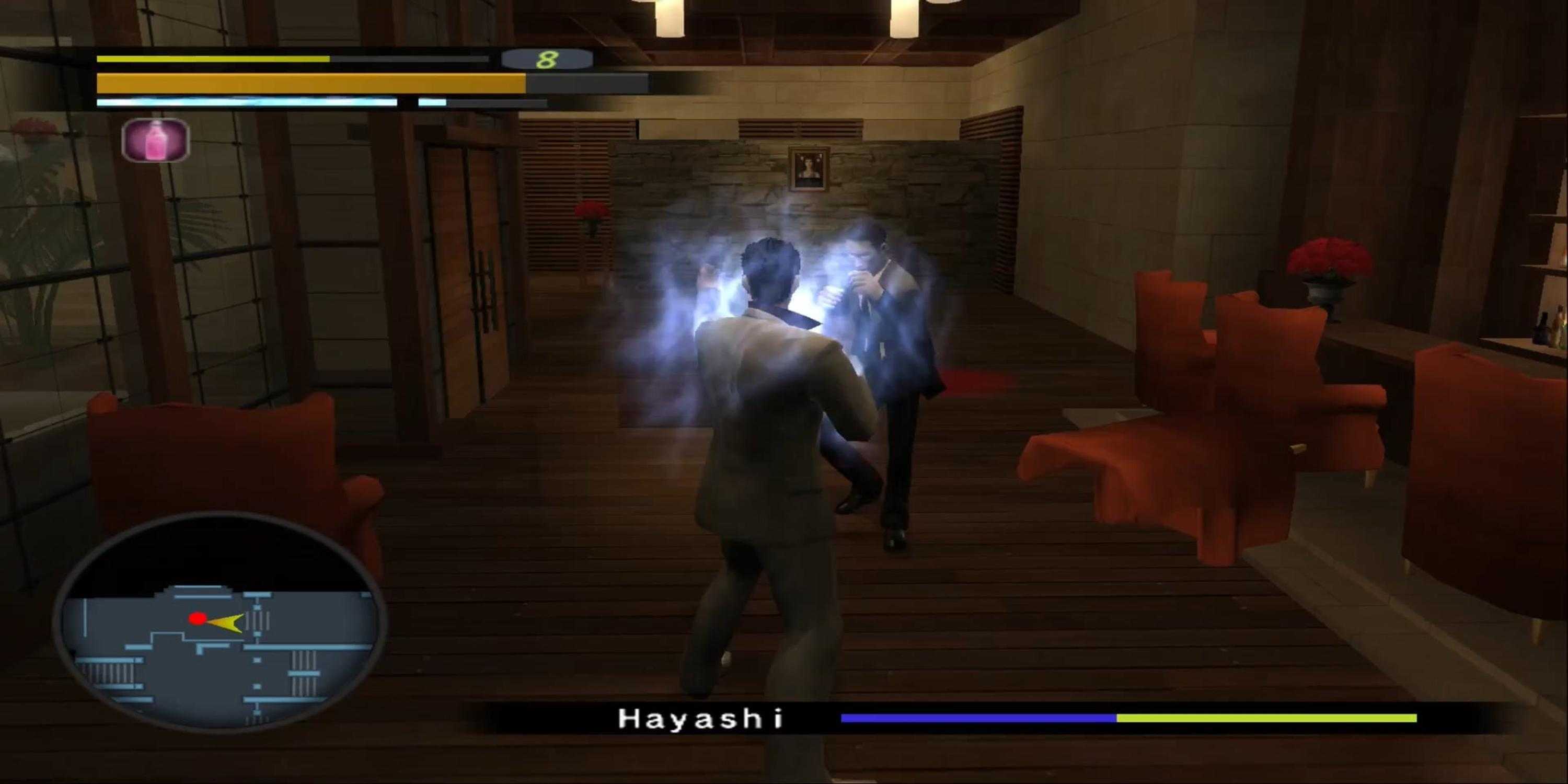 Kazuma Kiryu fighting an enemy in Yakuza