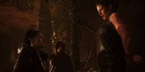 Abby being hung by Seraphites