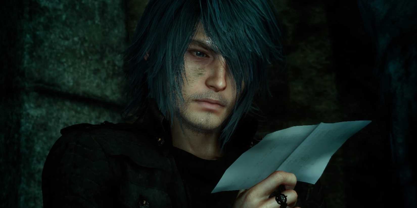Noctis looking at a photo in Final Fantasy 15