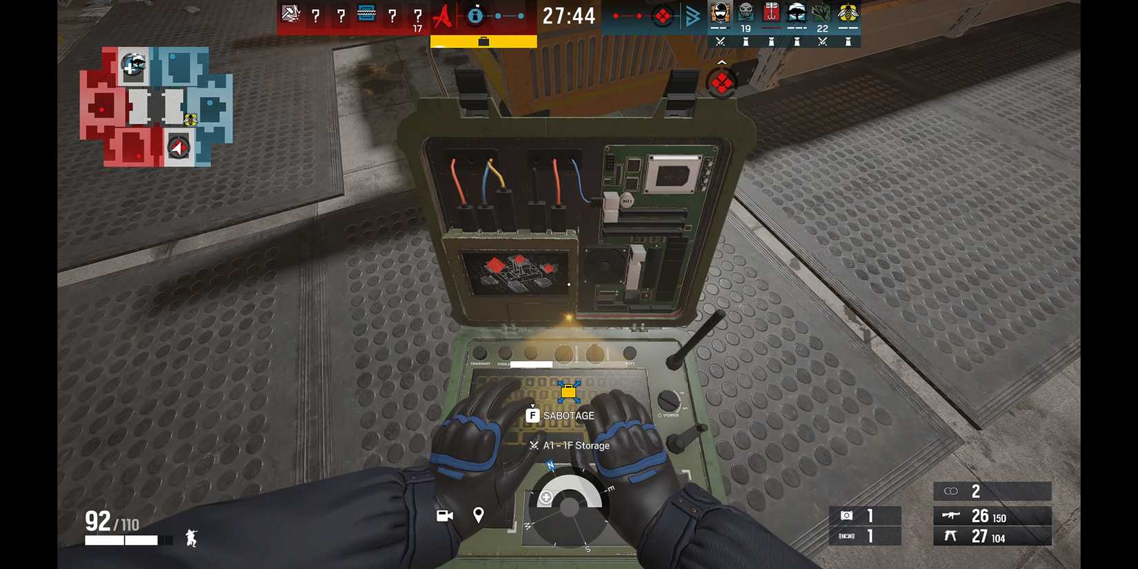 Rainbow Six Siege X Dual Front capturing a sector