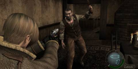 Leon Kennedy fighting villagers in Resident Evil 4