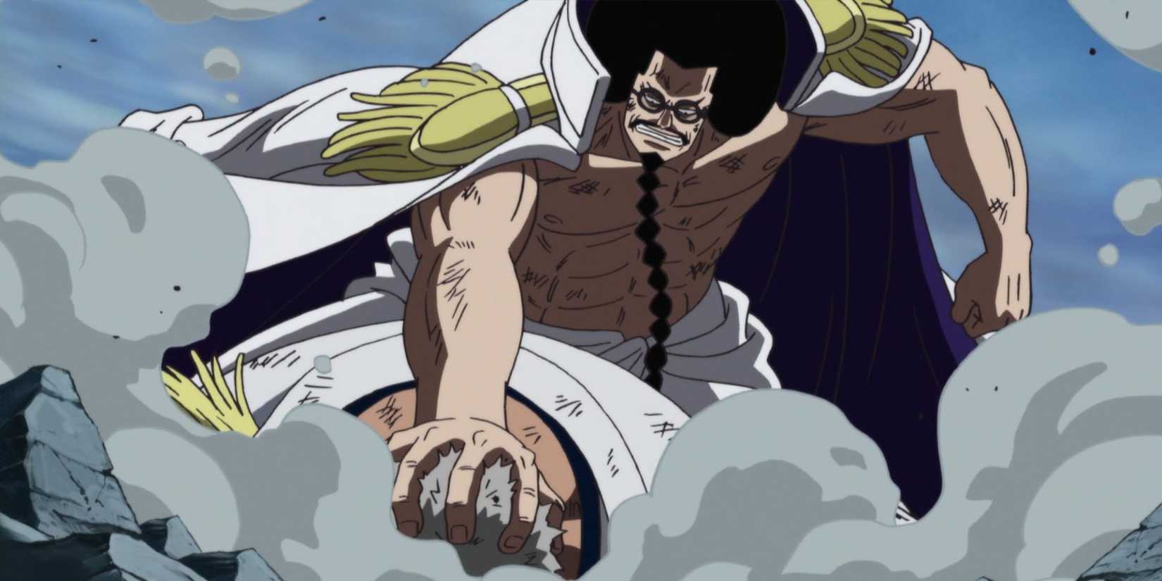 Sengoku pins Garp down.