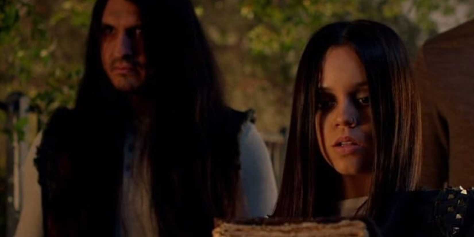 Eli Santana and Jenna Ortega in Studio 666