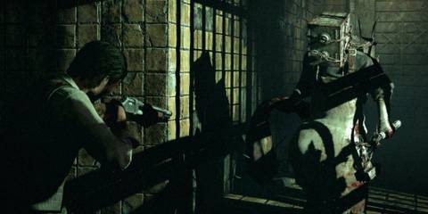 The Evil Within Fighting a boss