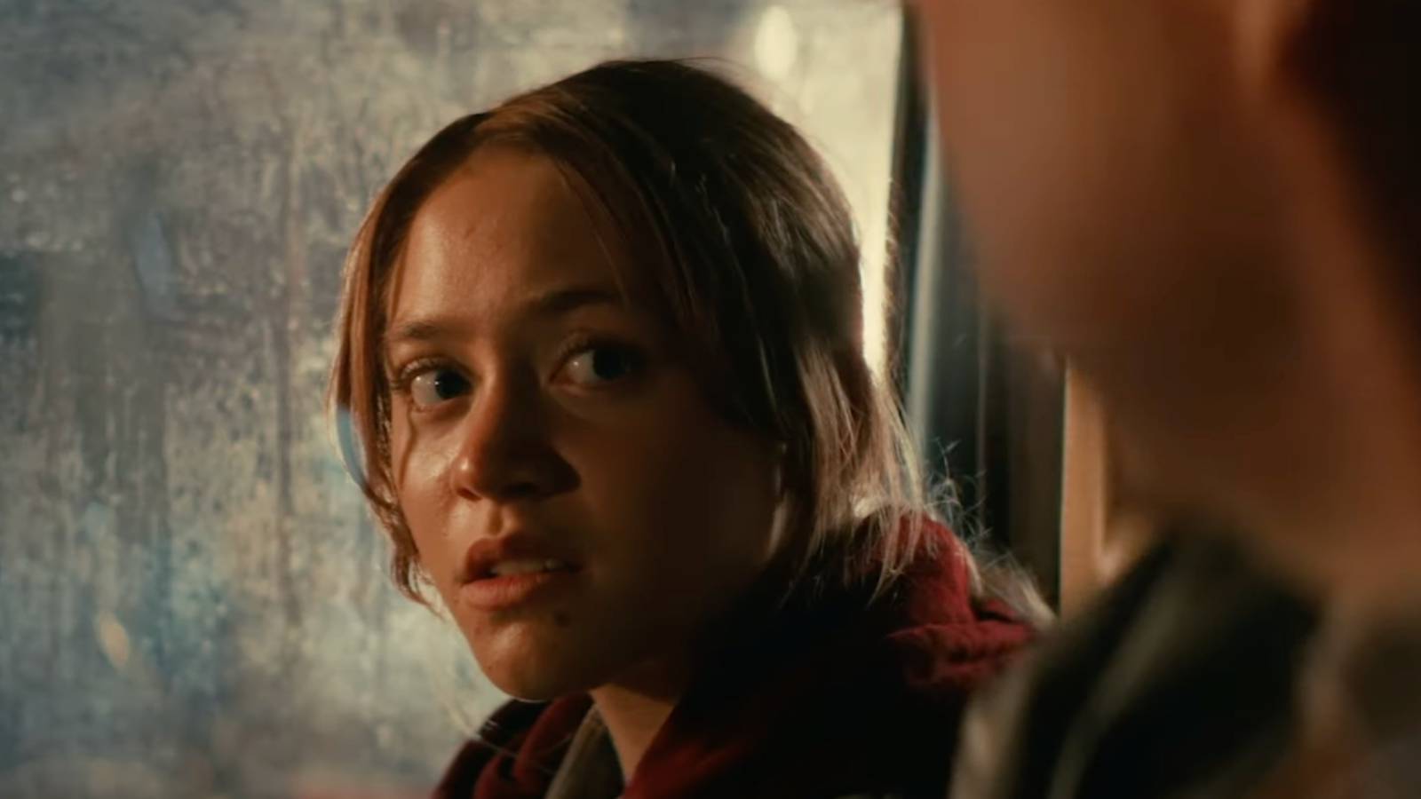 Denise (Inez Dahl Torhaug) in Watch the Skies