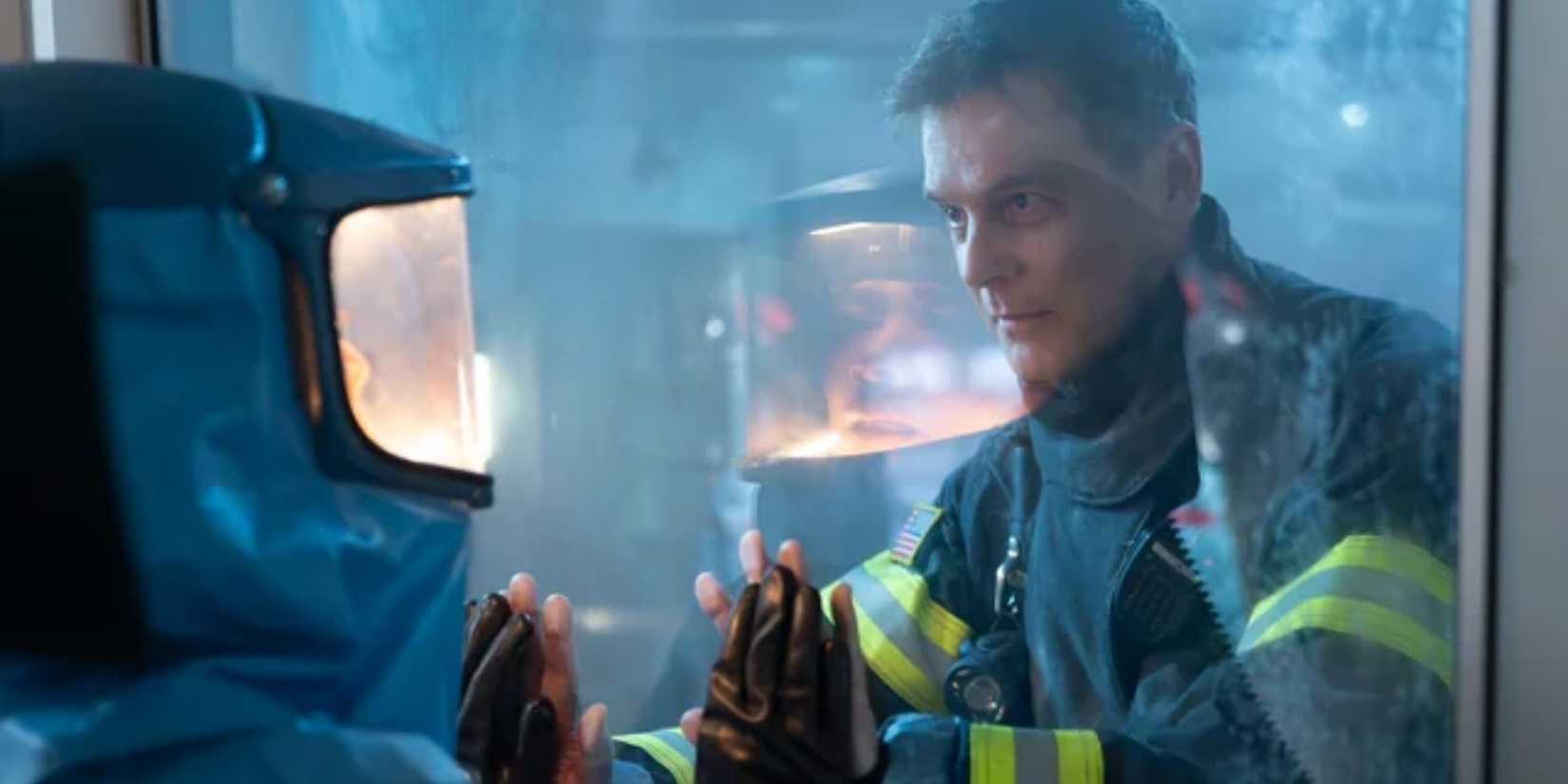 Bobby Nash (Peter Krause) on 9-1-1