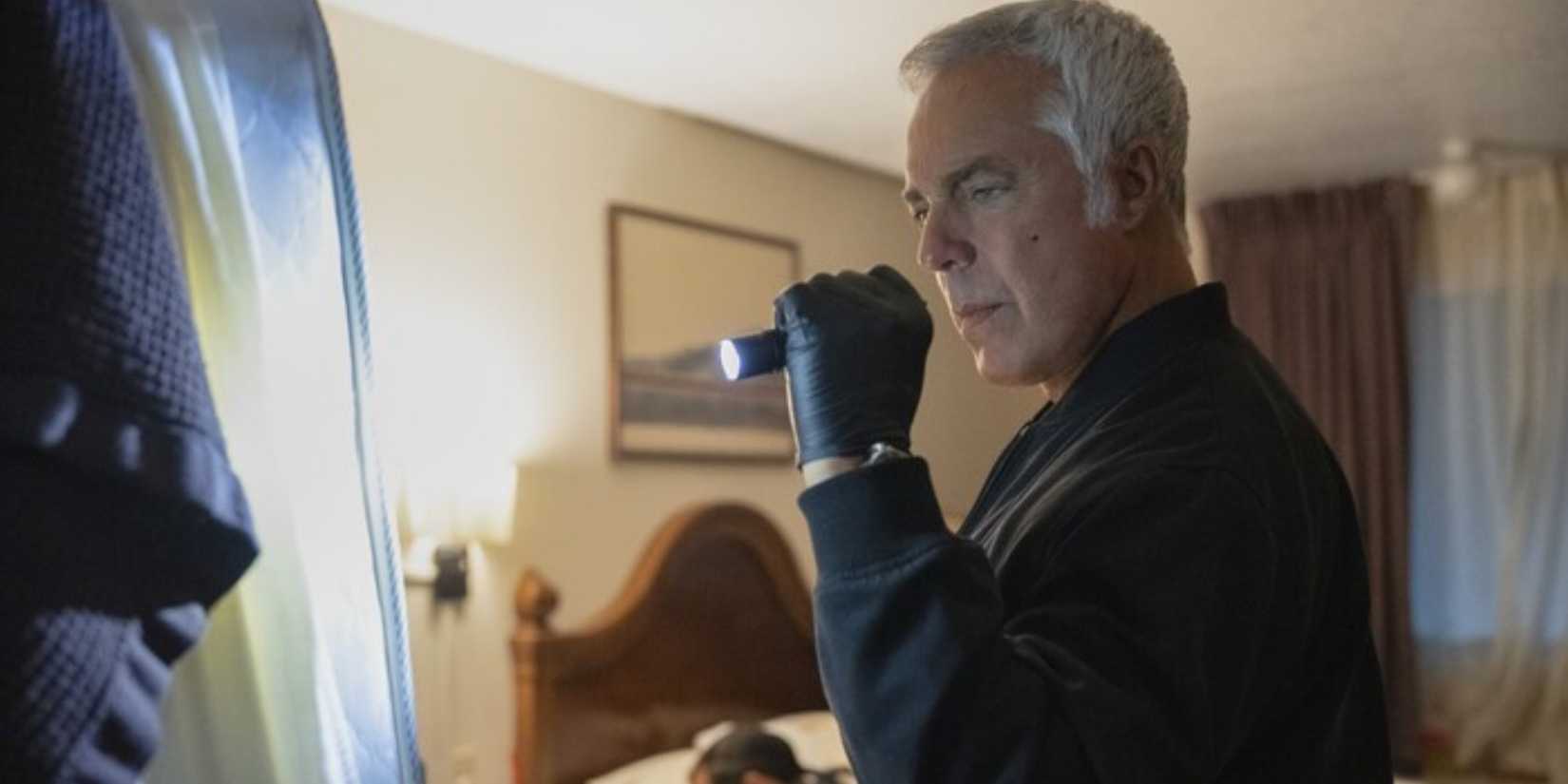 Harry Bosch on a crime scene