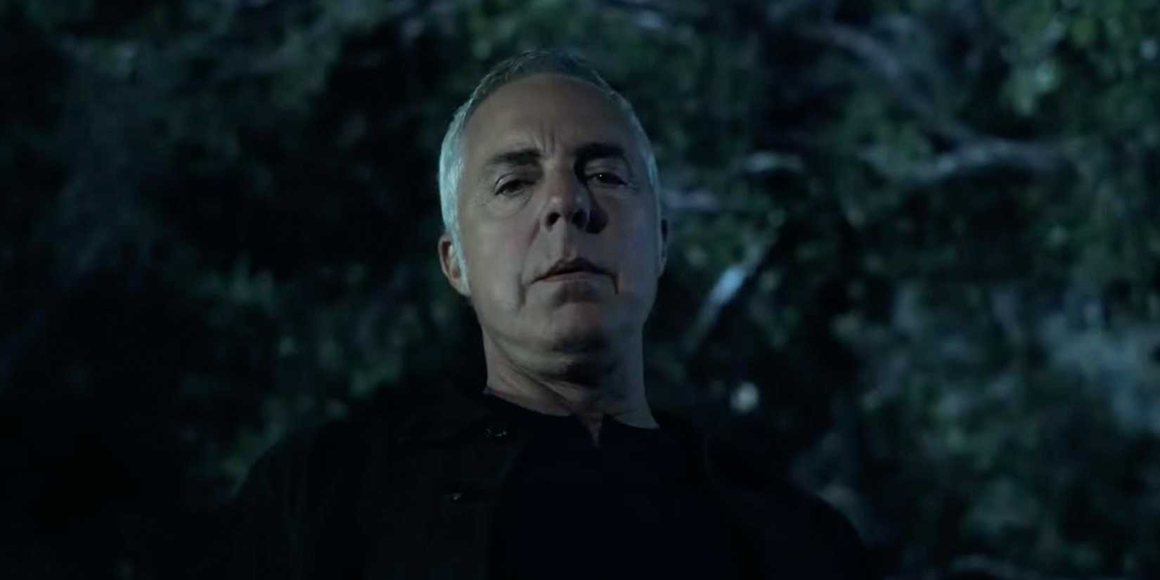 harry bosch at crime scene