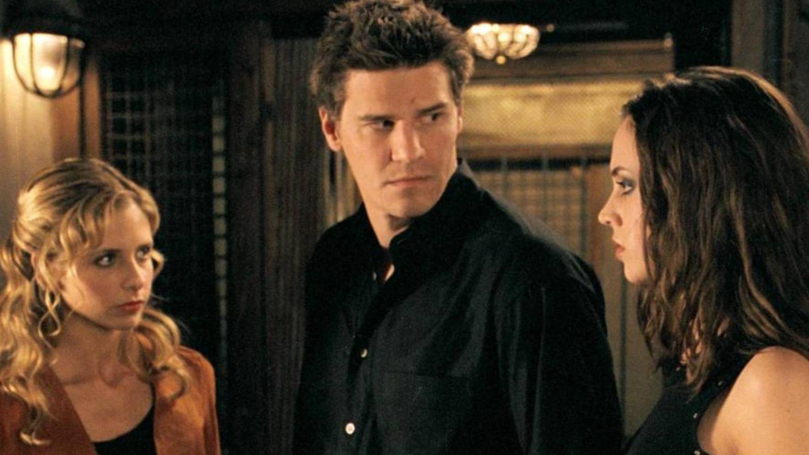 Buffy (Sarah Michelle Gellar), Angel (David Boreanaz), and Faith (Eliza Dushku) on Buffy the Vampire Slayer