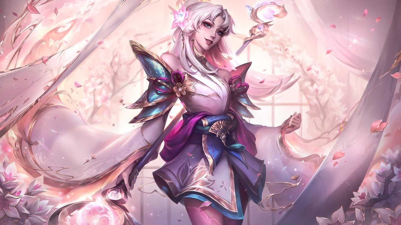League of Legends Prestige Spirit Blossom Lux
