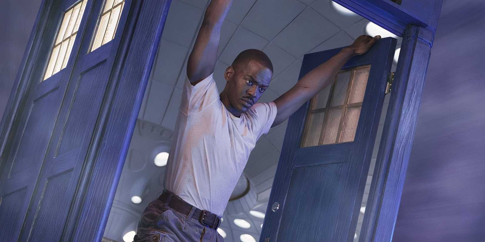 Ncuti Gatwa in the Tardis