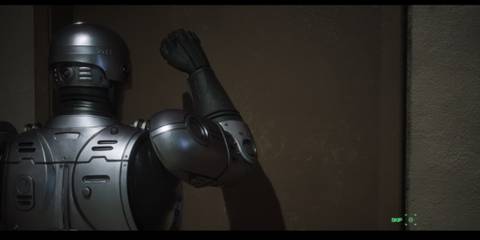 RoboCop Rogue City knocking on a citizen's door