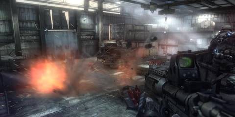 Shooting a gun at enemies in Killzone 2