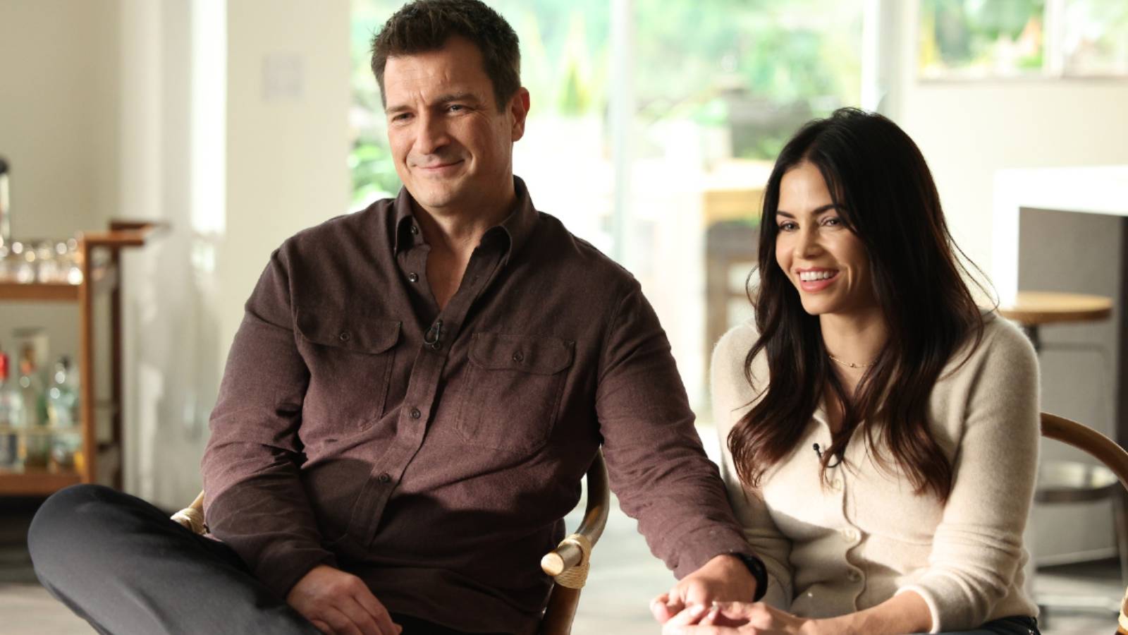 John Nolan (Nathan Fillion) and Bailey Nune (Jenna Dewan) on The Rookie