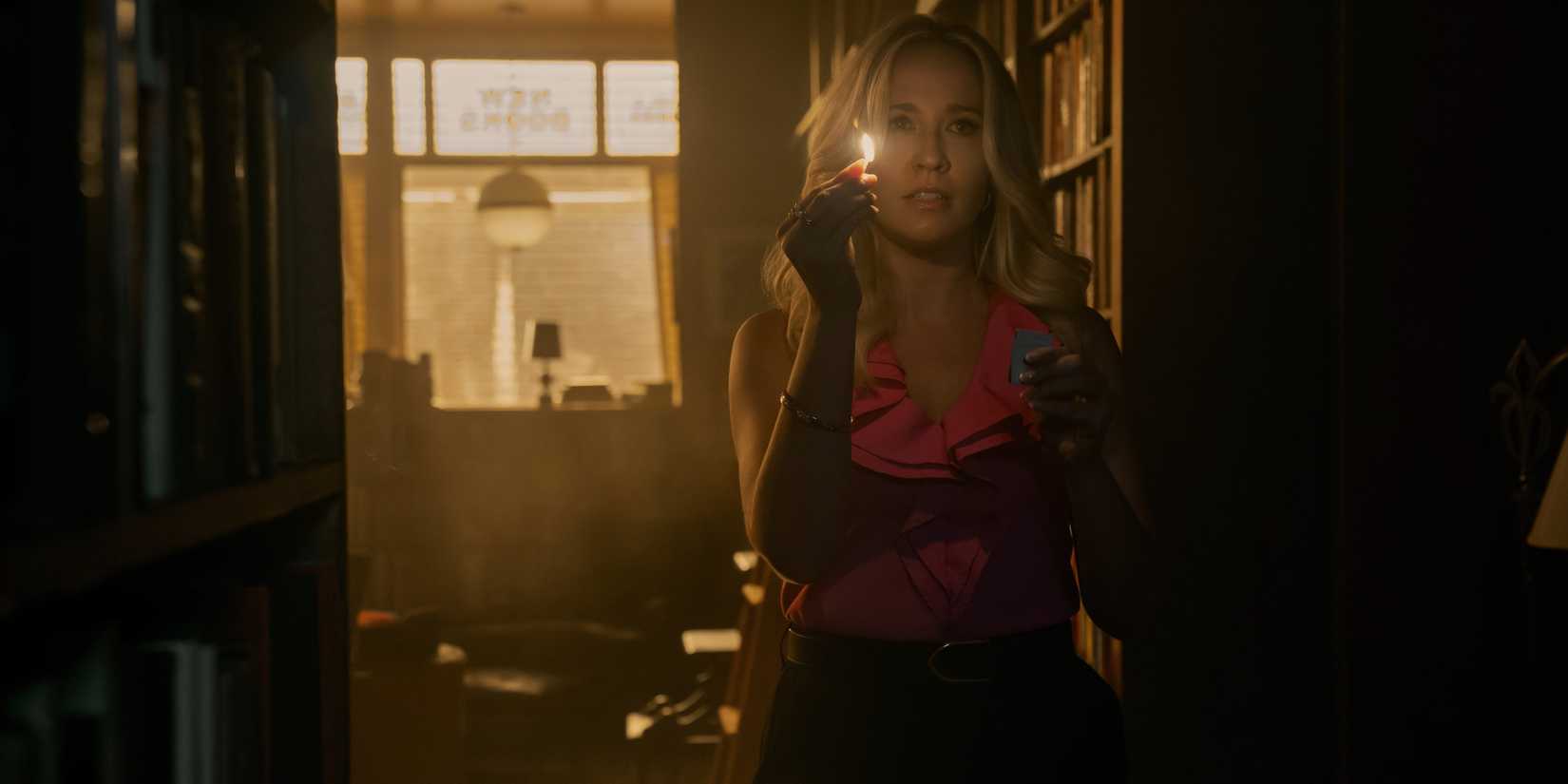 Anna Camp in You season 5 episode 9