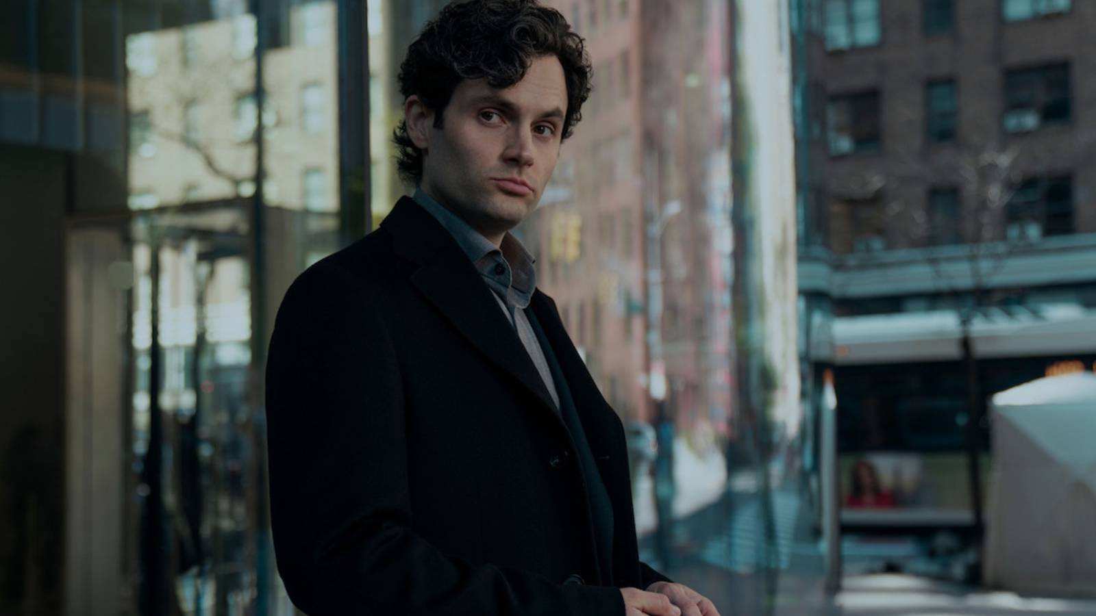 Joe Goldberg (Penn Badgley) in You