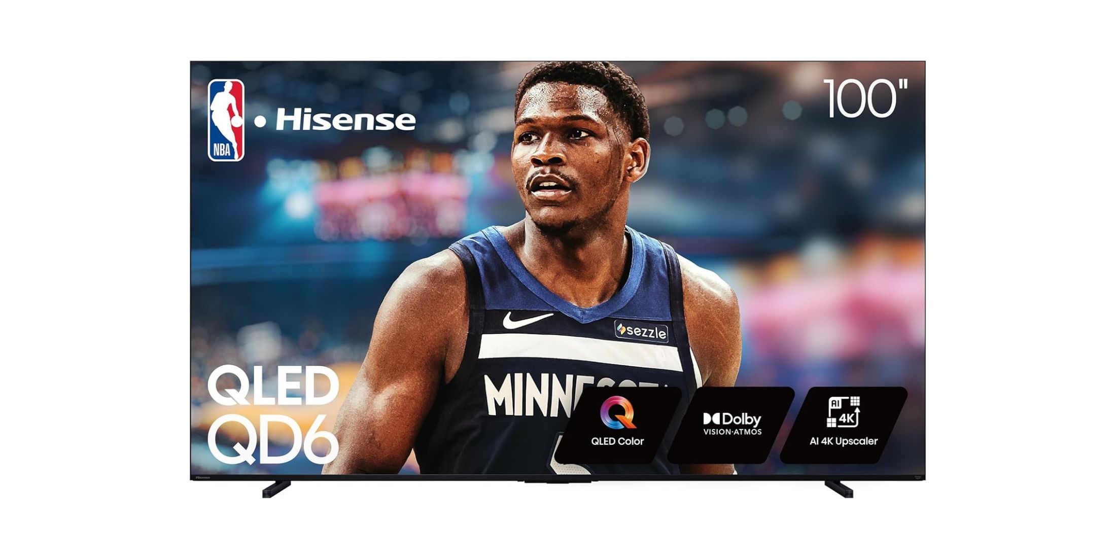 Hisense 100" Serie Square QD6 sobre un fondo blanco.