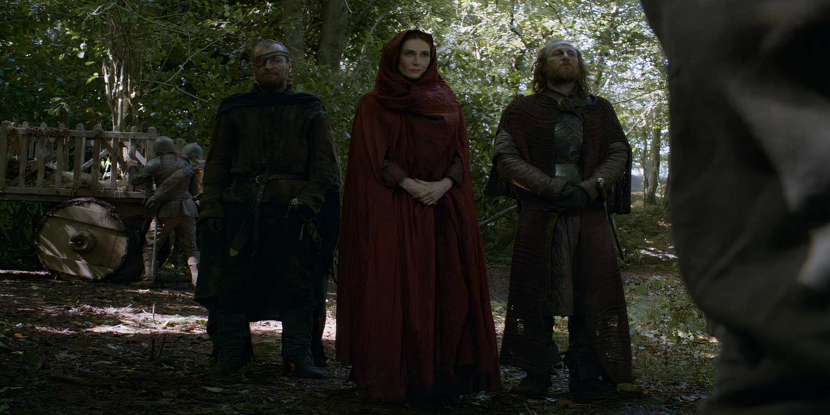 Beric, Melisandre, and Thoros talking to Arya Stark in Game of Thrones