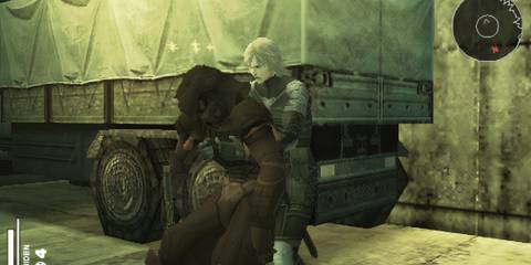 Carrying an enemy in Metal Gear Solid Portable Ops