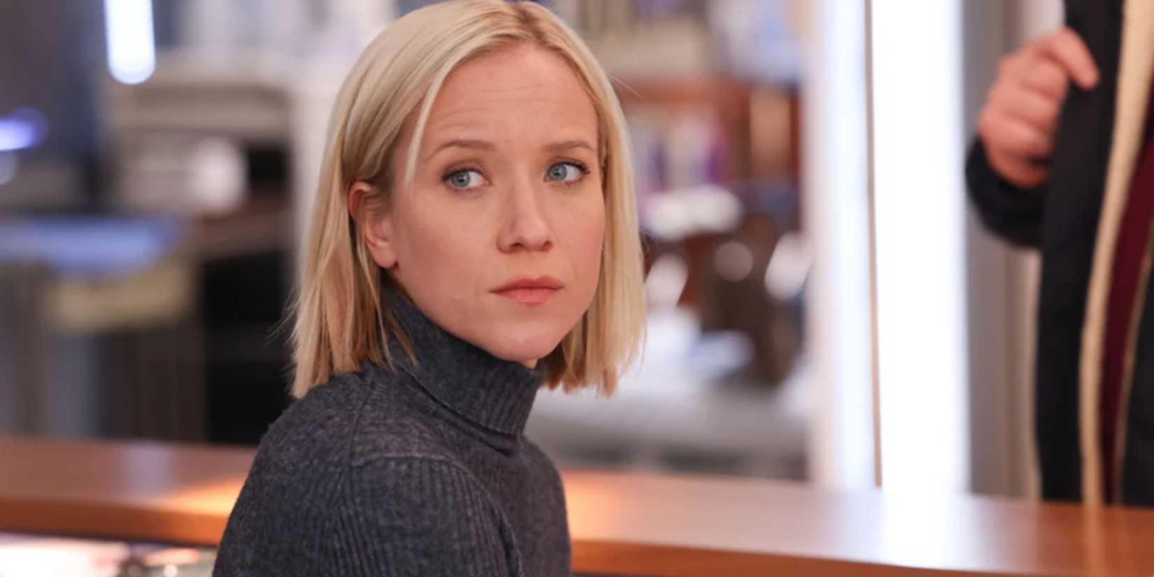 Hannah Asher (Jessy Schram) on Chicago Med