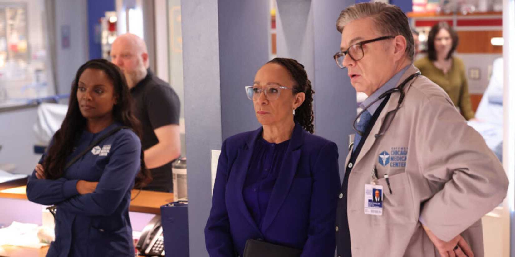Maggie (Marlyne Barrett), Sharon (S. Epatha Merkerson), and Daniel (Oliver Platt) on Chicago Med