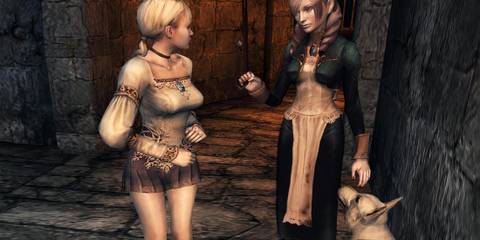 Dinella finding Fiona and Huey in the halls to guide Fiona to dinner in Haunting Ground (1)