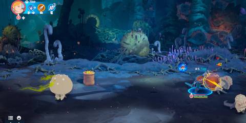 Fighting enemies as a Shadowstriker in Towerborne