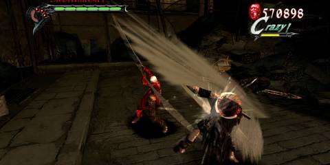 Fighting enemies in Devil May Cry 3