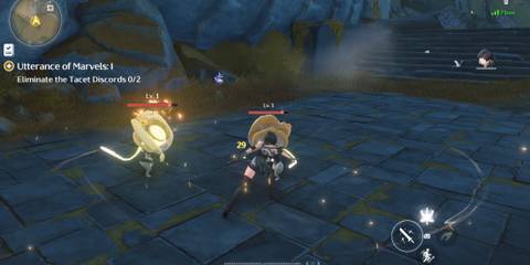 Fighting enemies in Wuthering Waves