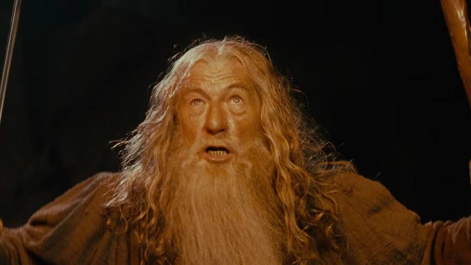 Gandalf vs Balrog in Lord of the Rings