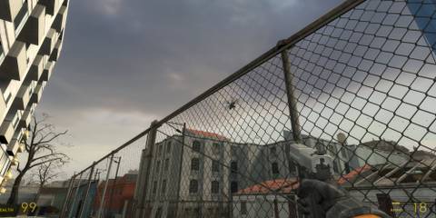 gordon in the train station in half-life 2