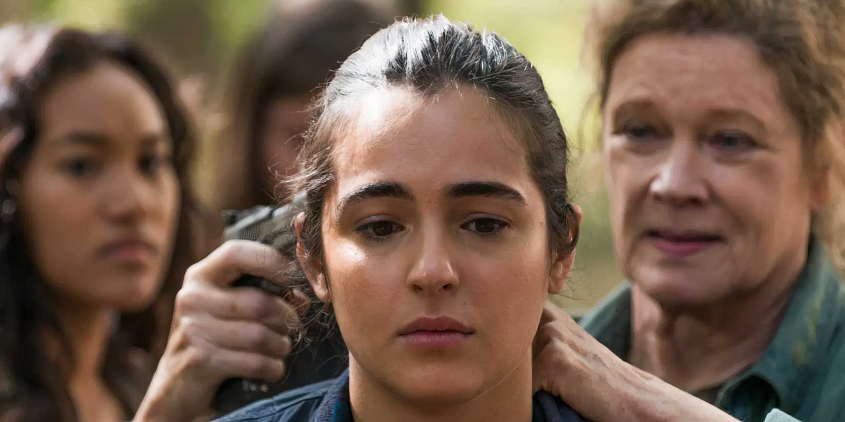 Tara with Oceanside members of The Walking Dead