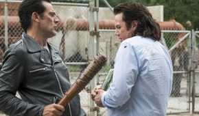 Negan scaring Eugene in The Walking Dead