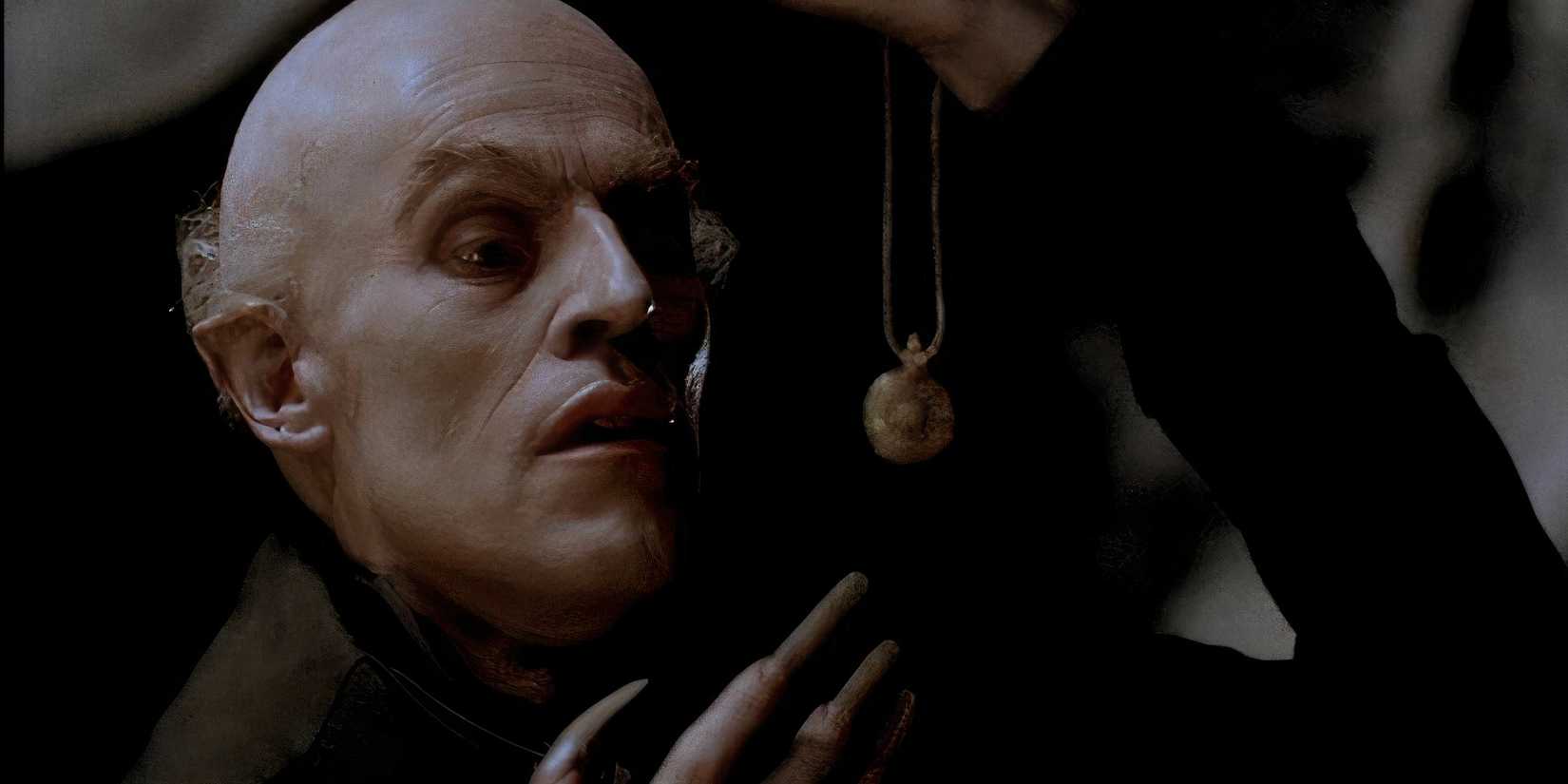 Shadow of the Vampire close up