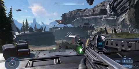 Shooting enemies in Halo Infinite