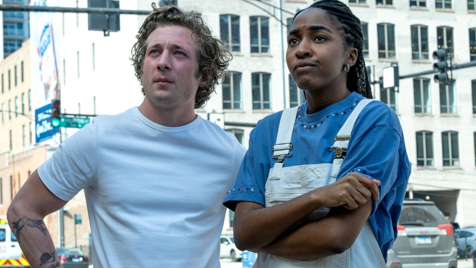 Carmy (Jeremy Allen White) and Sydney (Ayo Edebiri) on The Bear