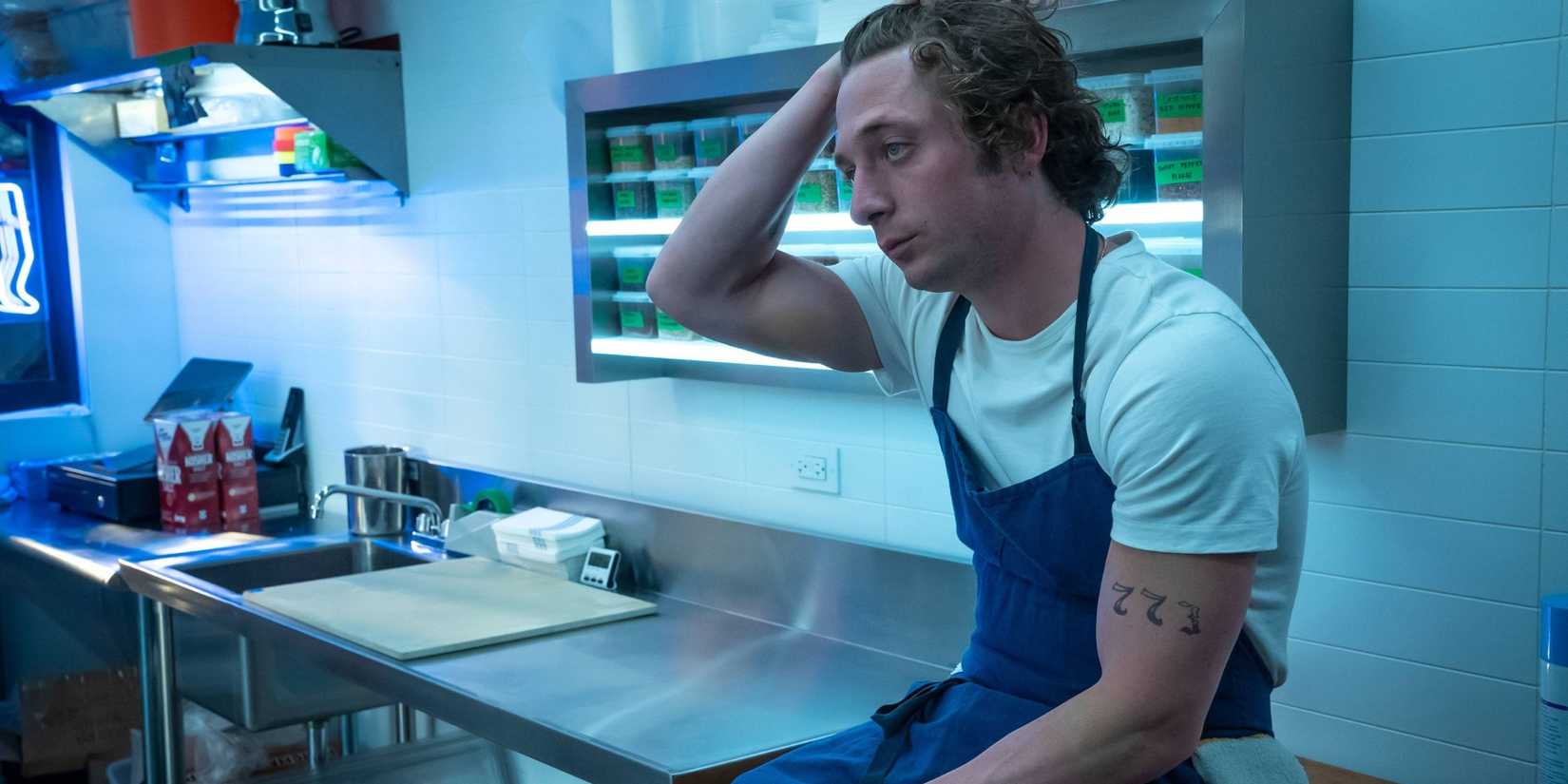 Carmy (Jeremy Allen White) on The Bear