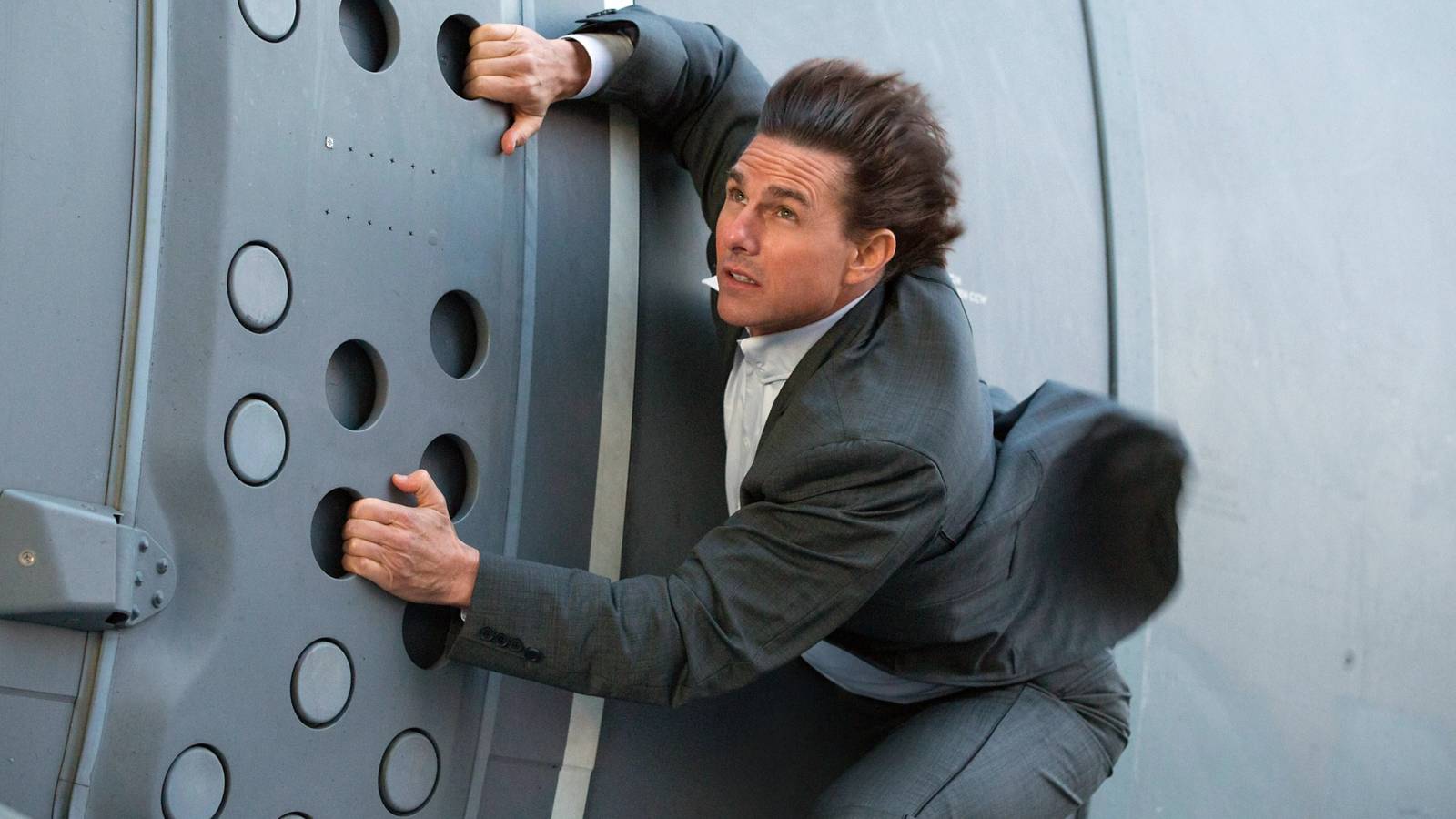 tom cruise mission impossible stunts