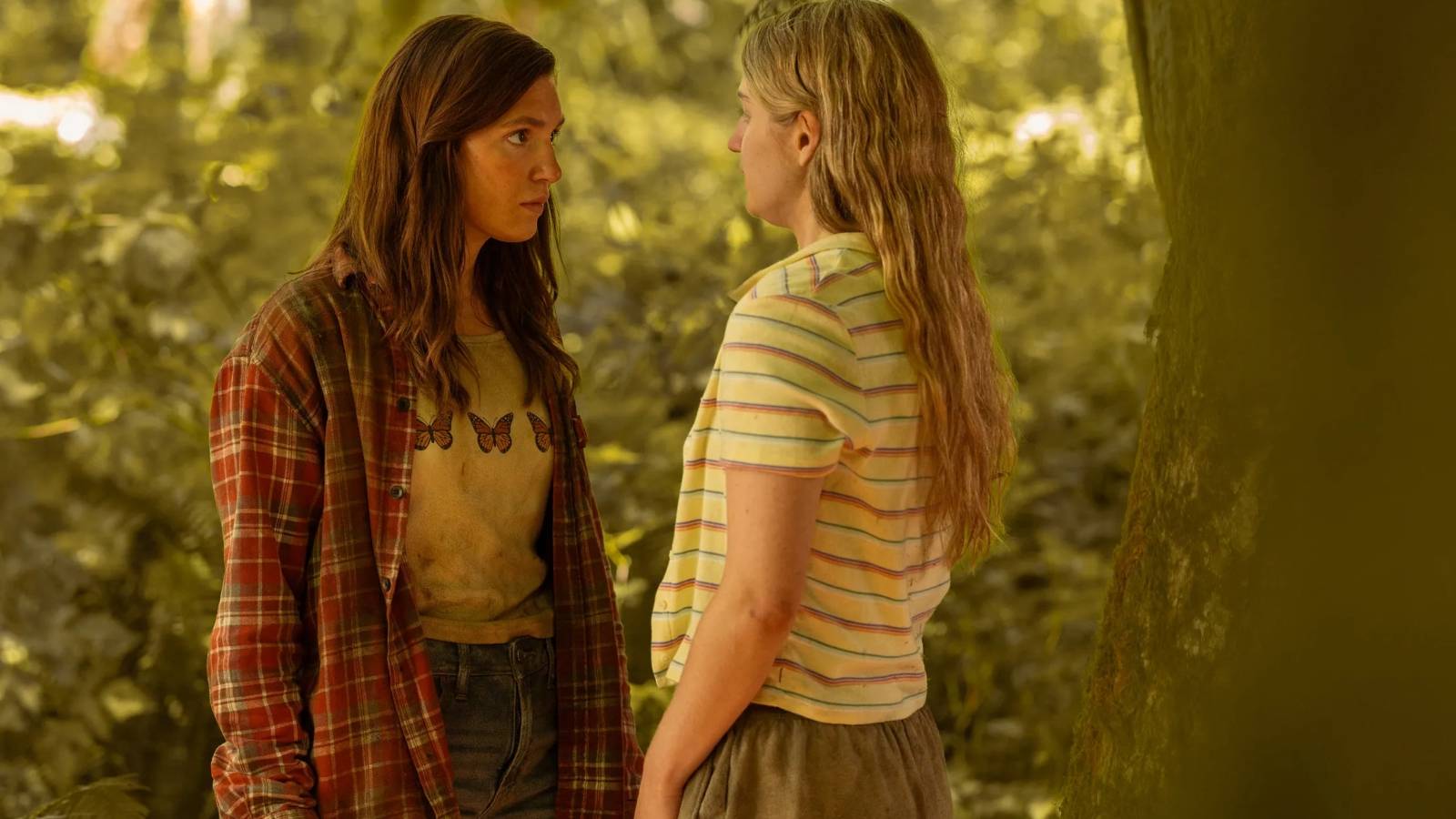 Teenage Shauna (Sophie Nélisse) on Yellowjackets