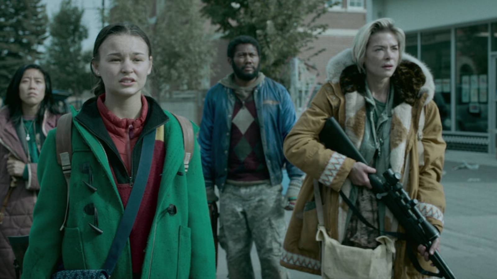 Jaime King, Justin Chu Cary, Christine Lee, and Zoe Marlett in Black Summer