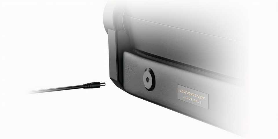 DXRacer Martian Battery Charge Port