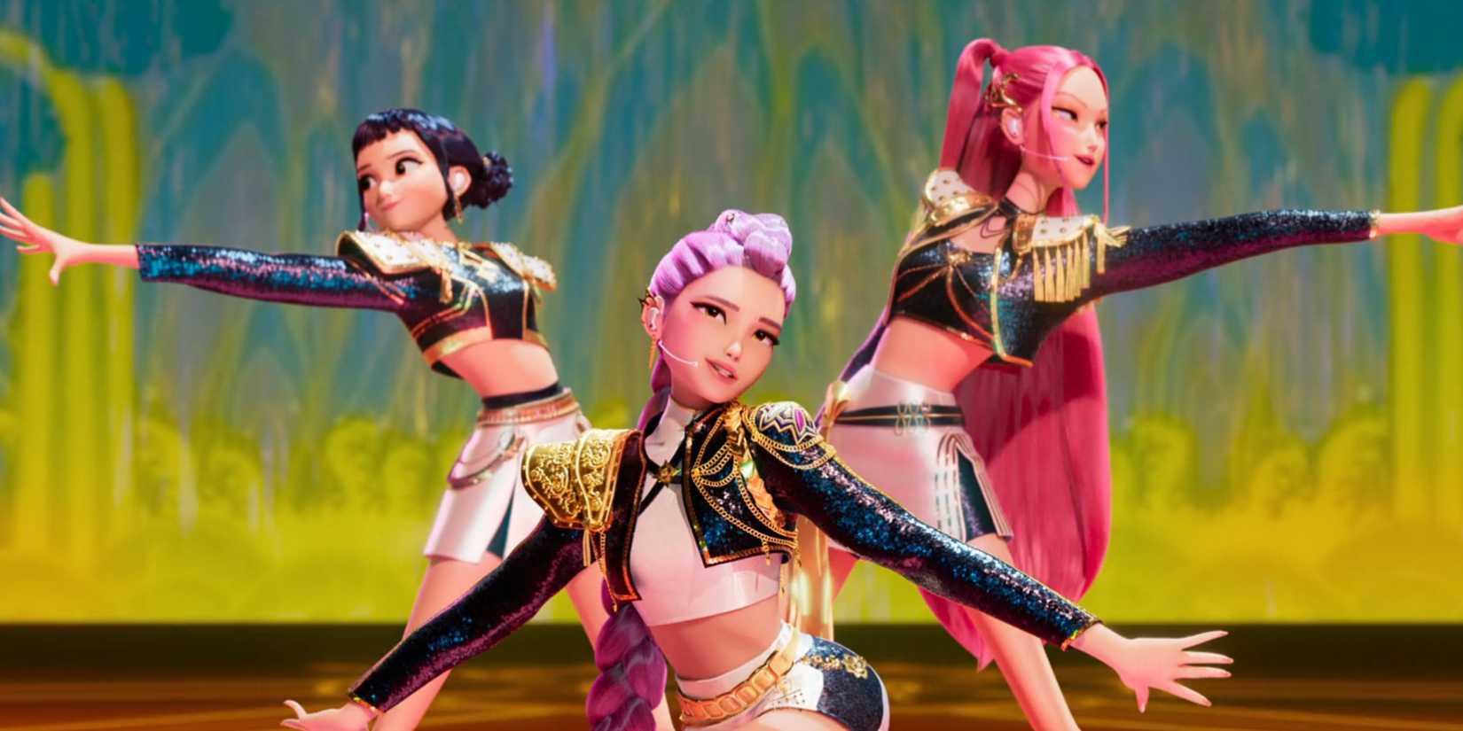 HUNTRIX PERFROMING GOLDEN IN KPOP DEMON Hunters