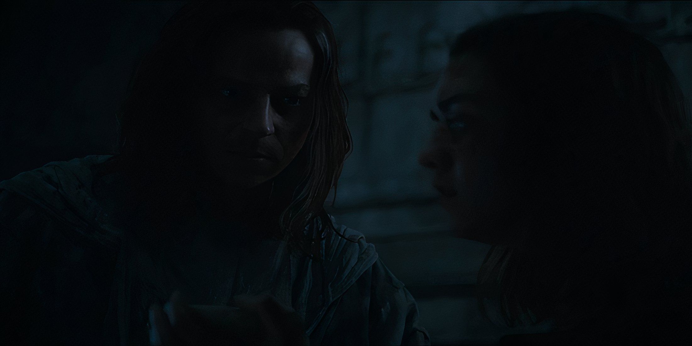 Jaqen H'ghar allowing Arya Stark to drink liquid to regain her eyesight in Game of Thrones