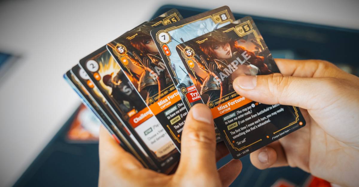 do perfect hards fit riftbound cards Riftbound: League of Legends - Art Sleeves: Darius Card sleeves protect cards from dirt Riftbound Limited: Rules and Tricks
